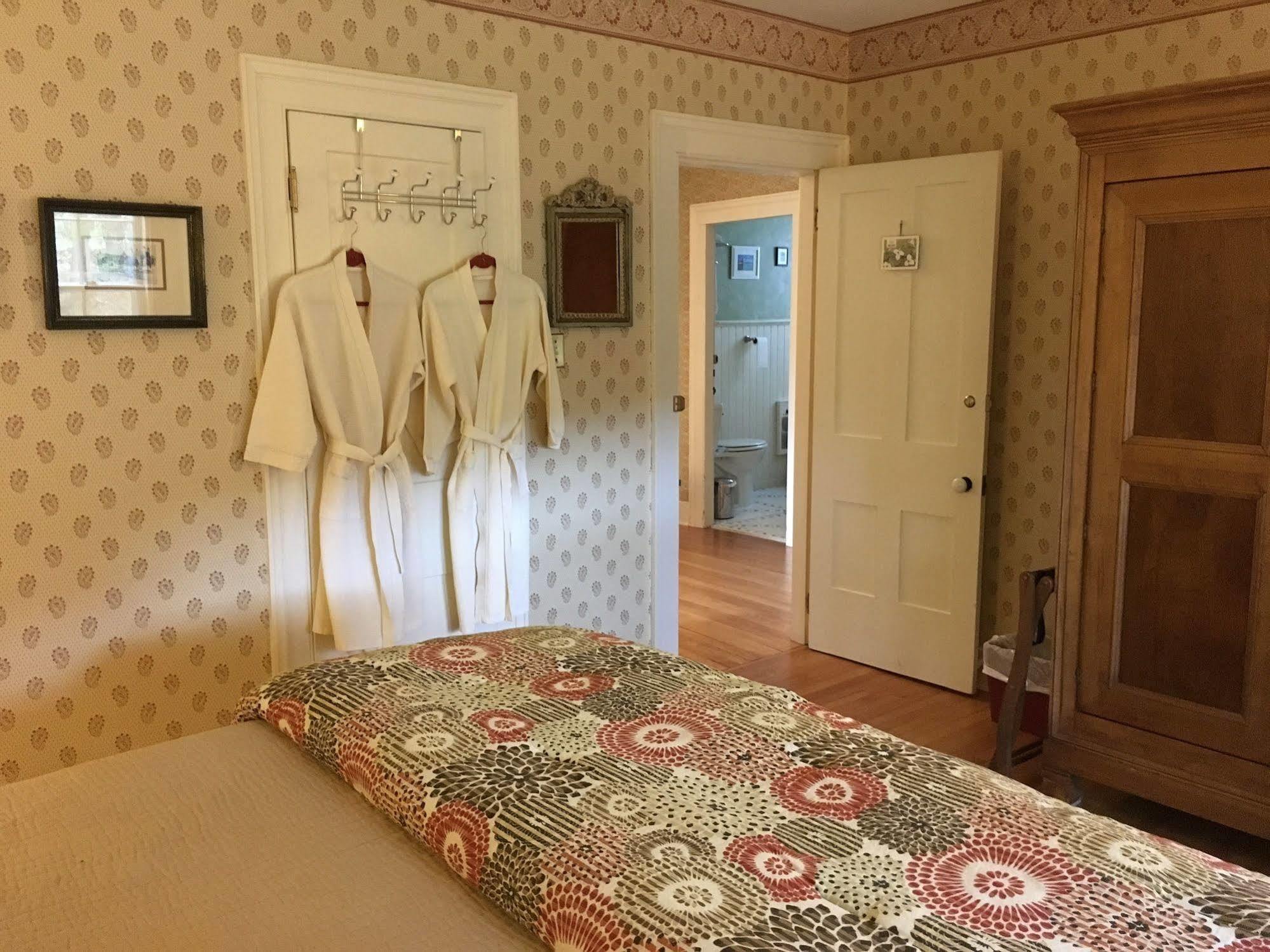 Dreamhouse Country Inn Bristol Extérieur photo